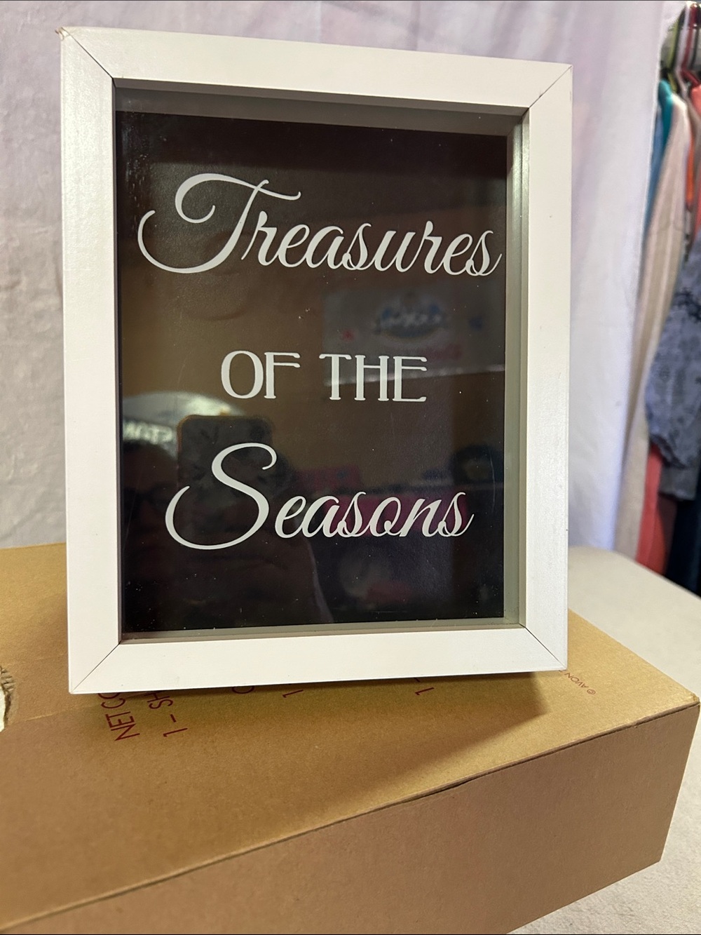 Avon White 'Treasures of the Seasons' Shadow Box Frame
